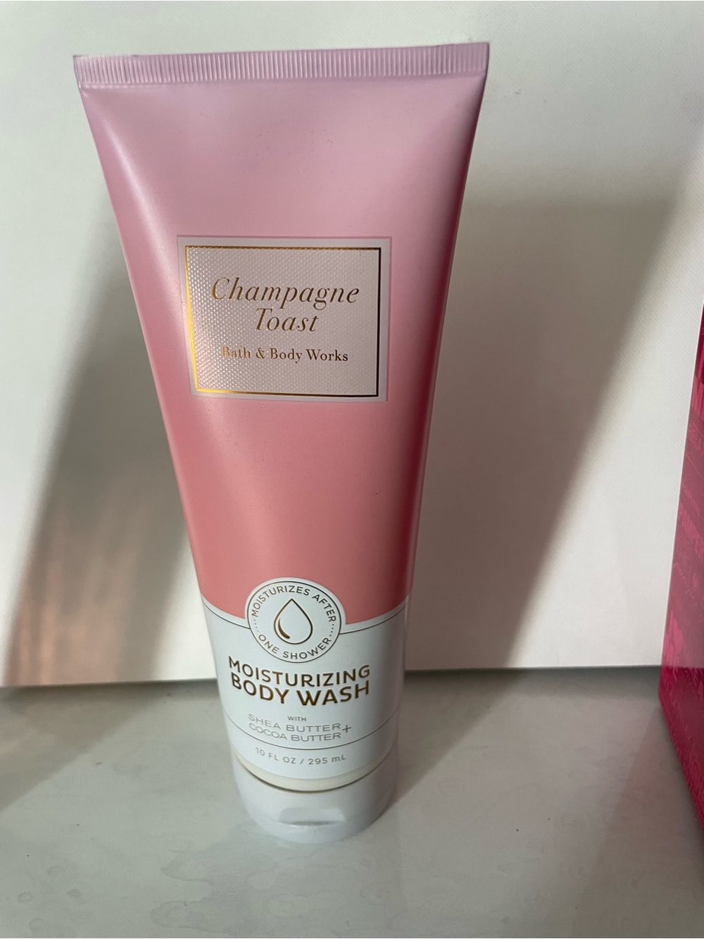Bath & Body Works Champagne Toast Moisturizing Body Wash - Pink